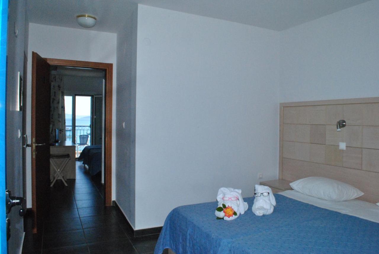 Hotel Aris Толо Екстер'єр фото