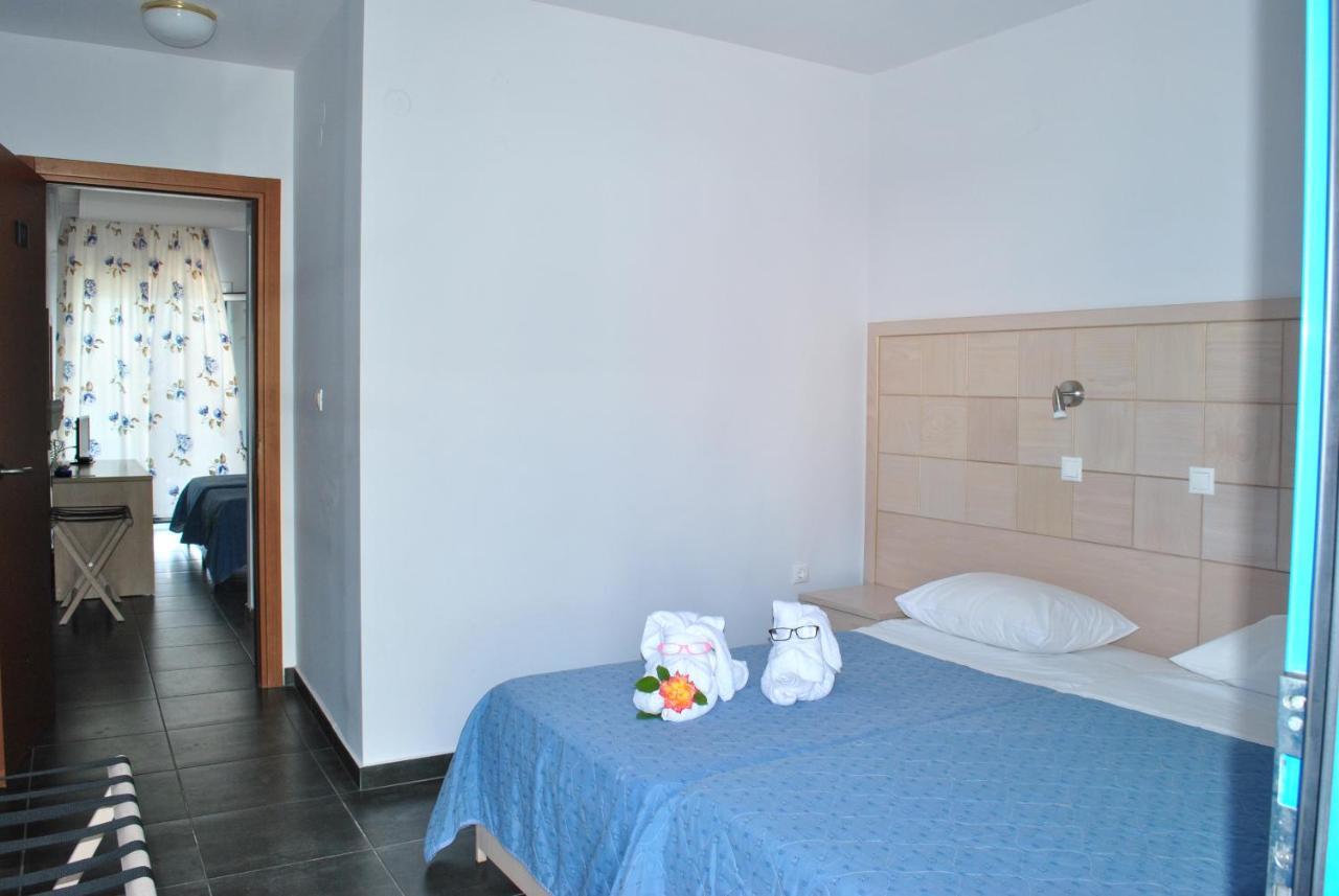 Hotel Aris Толо Екстер'єр фото